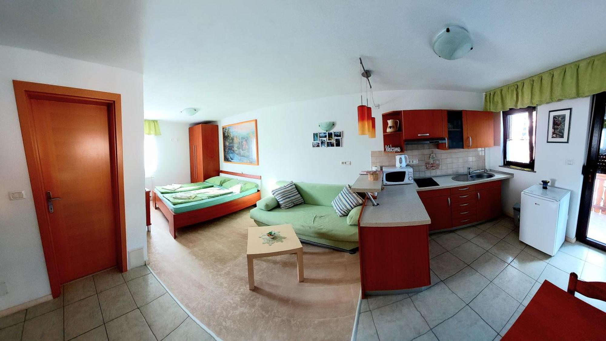 Apartments Krn Drežniške Ravne エクステリア 写真